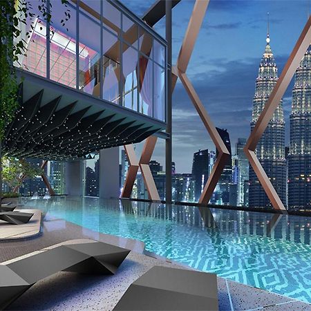 Scarletz Suites Klcc By Luxe Suites Куала Лумпур Екстериор снимка