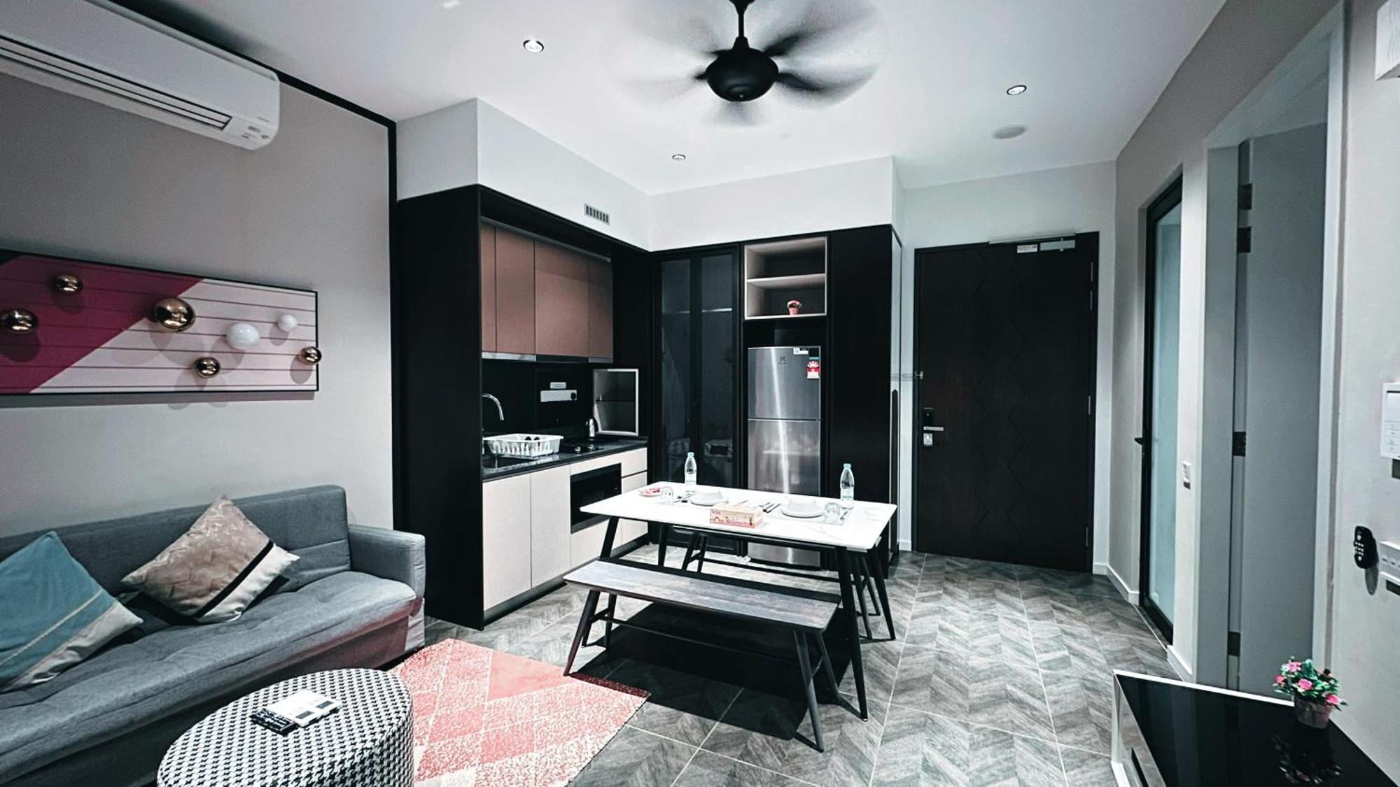 Scarletz Suites Klcc By Luxe Suites Куала Лумпур Стая снимка